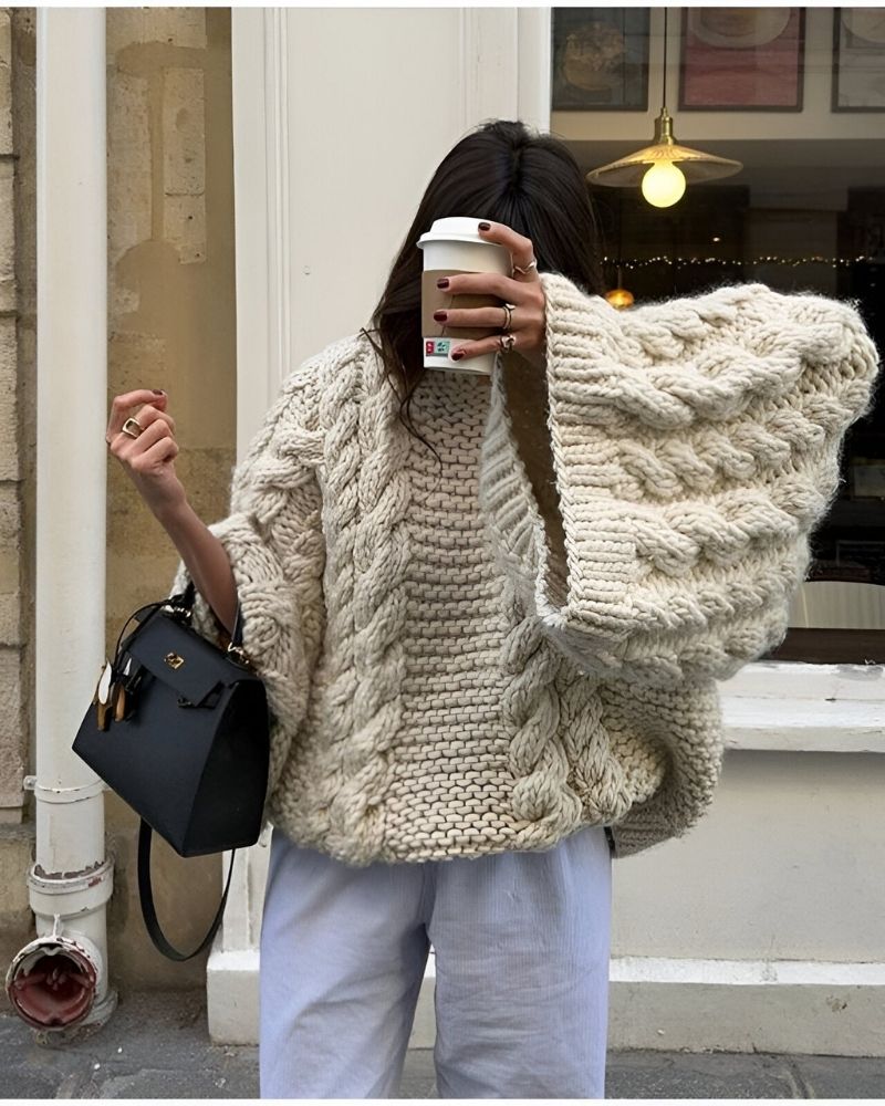 PAOLA - KNITTED OVERSIZED SWEATER