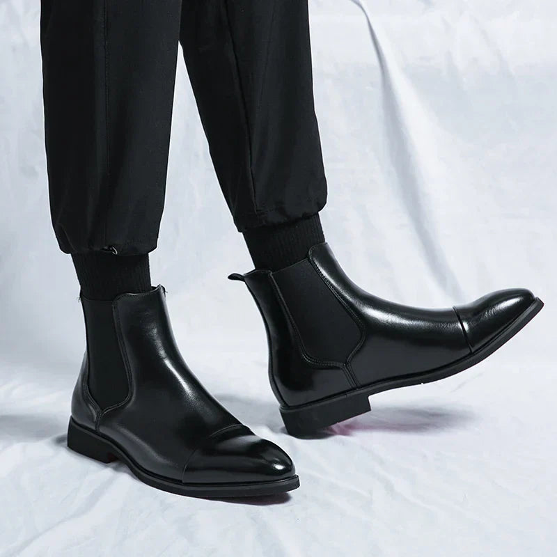 Lars™ | Classic Chelsea Leather Boots