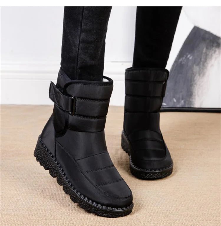 Atlas™ Chunky Waterproof Ankle Snow Boots