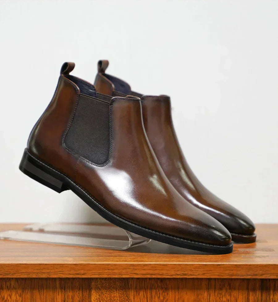 Finn | Authentic Chelsea Leather Boots