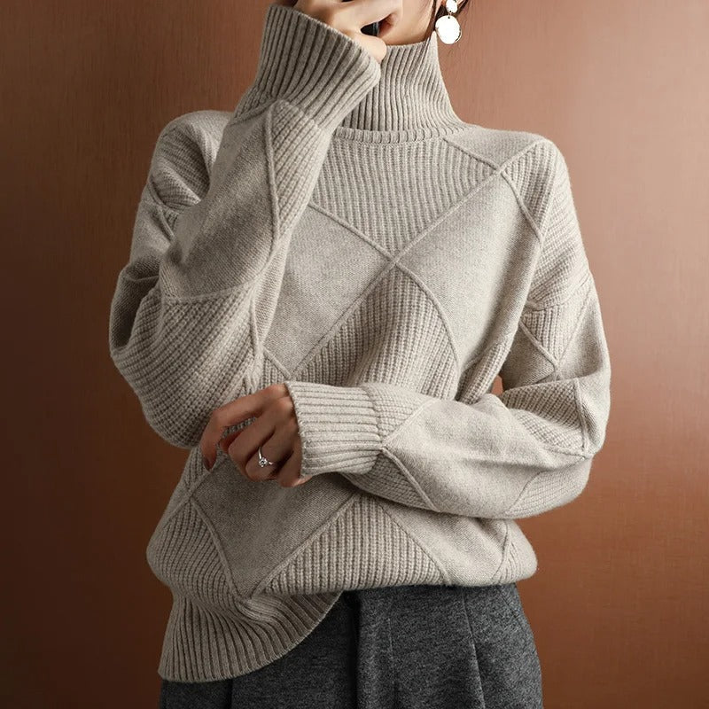 Atlas™ Timantti Cashmere Turtleneck | Diamond Knit Elegance